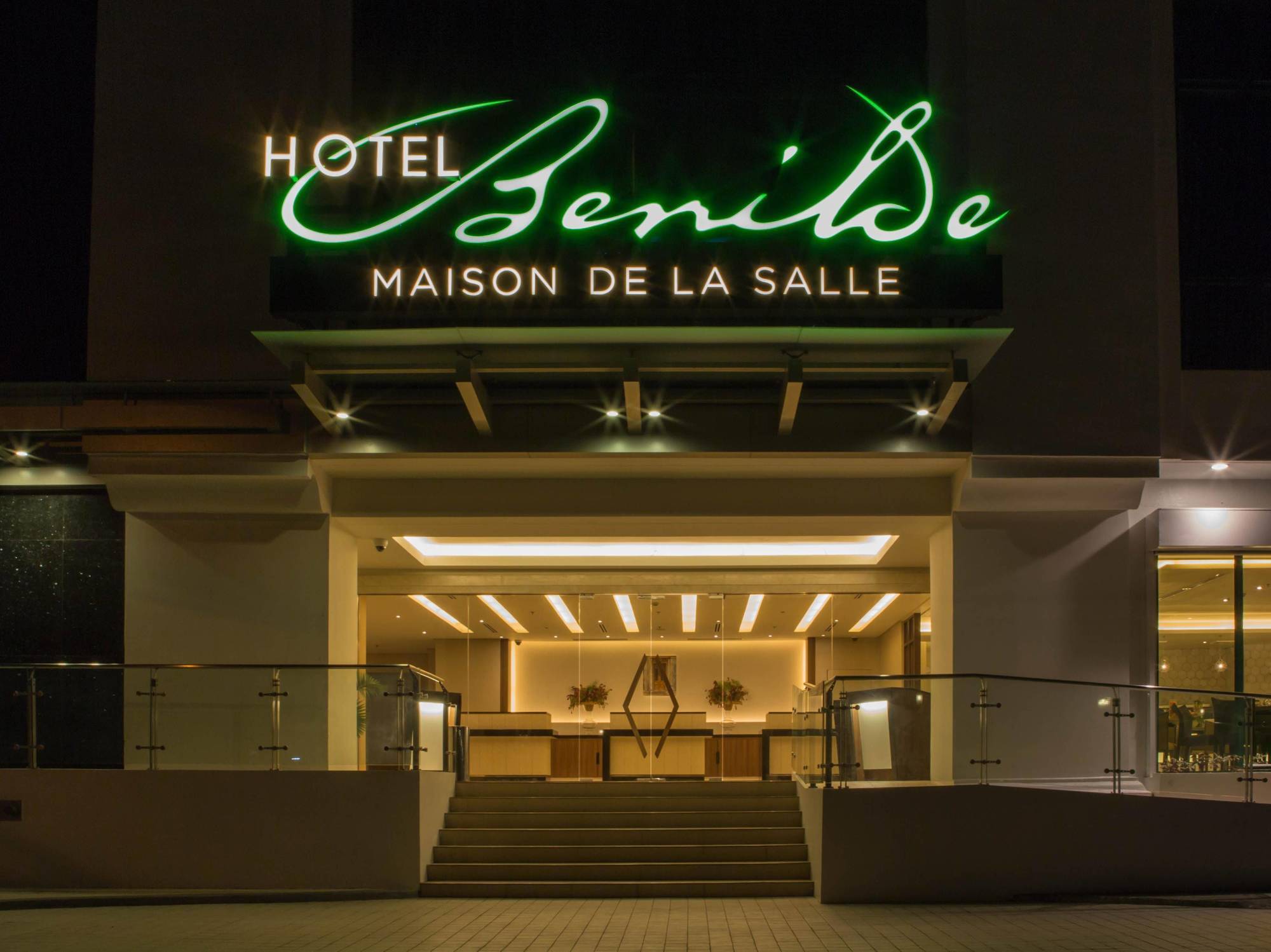 Hotel Benilde Maison De La Salle Manila Bagian luar foto